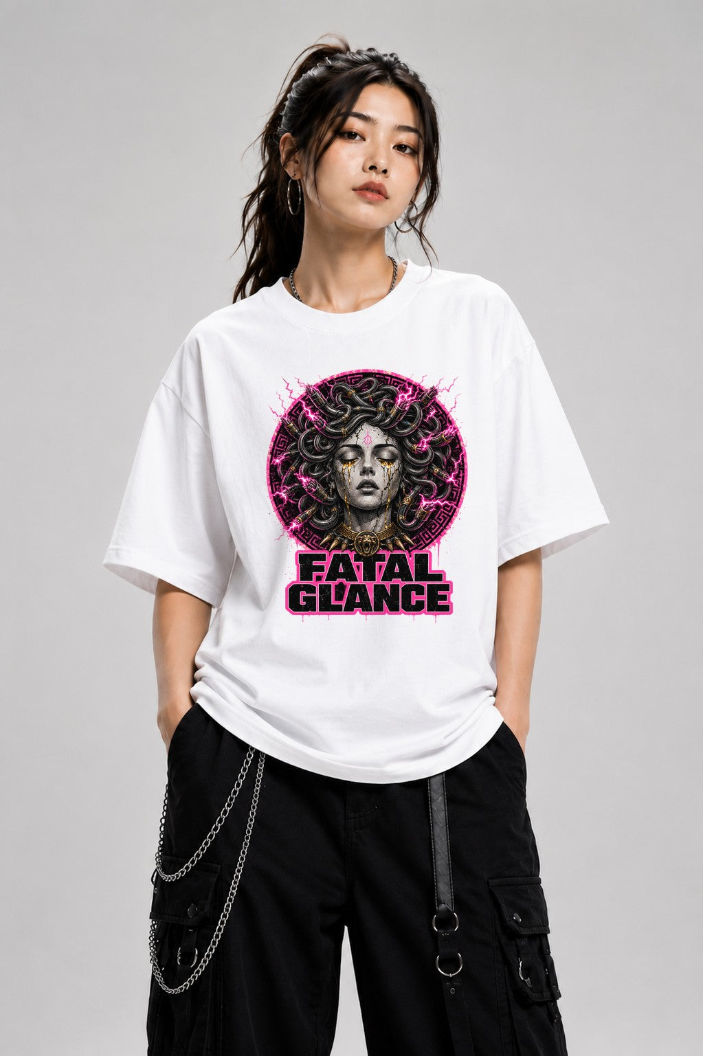 Fatal Glance Medusa - White