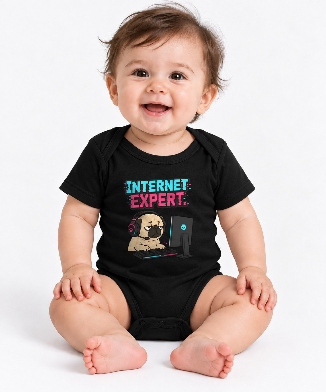 Internet Expert Pug Gamer T-Shirt - Funny Meme Graphic Tee - Black