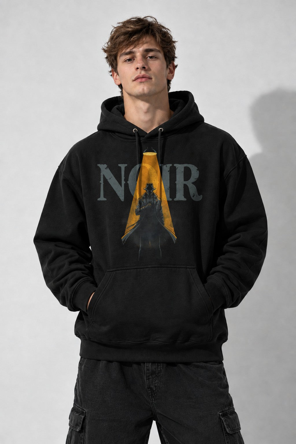 Noir Detective - Black