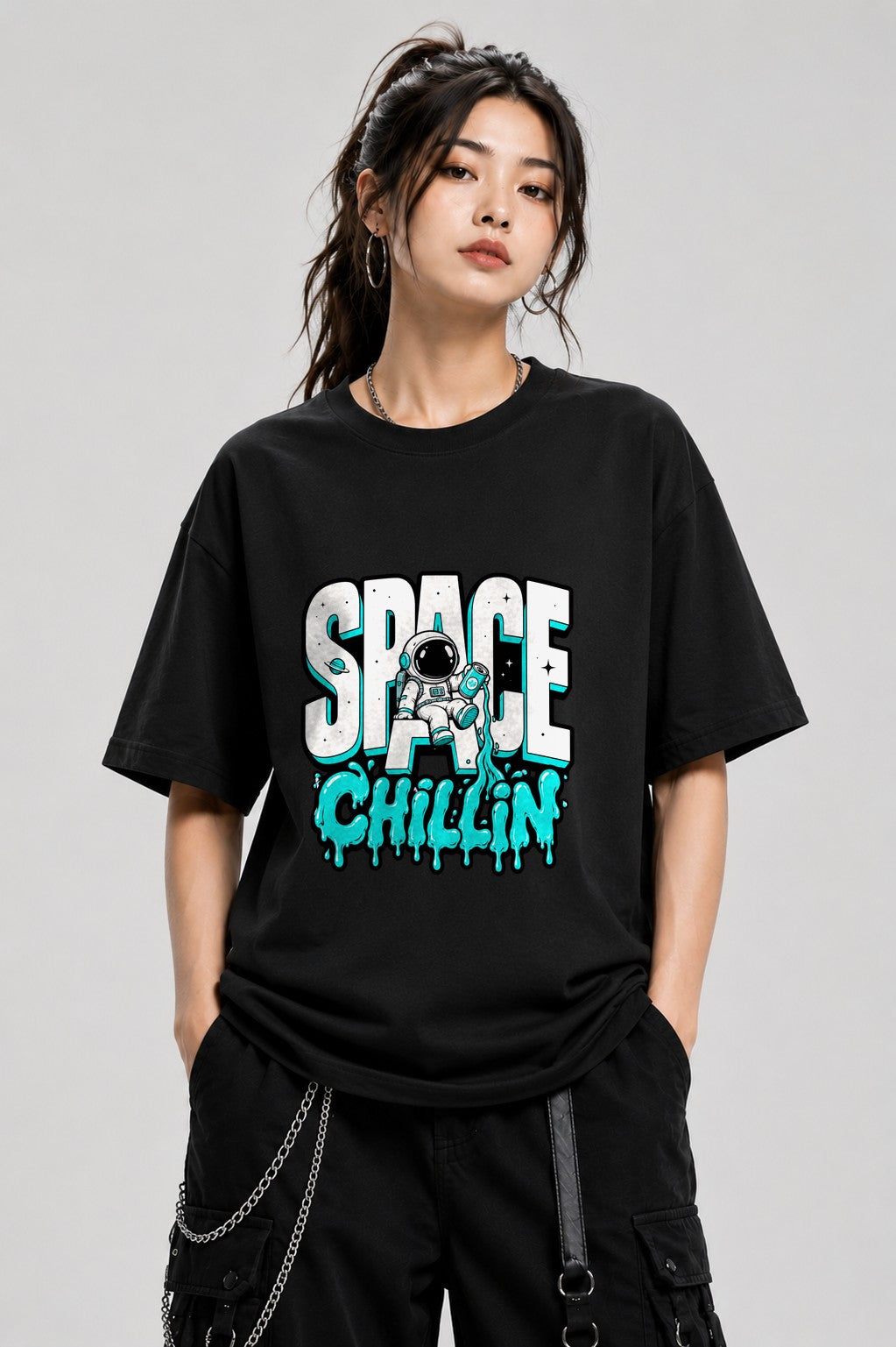 Space Chillin Astronaut Graphic Tee - Retro Cosmic Streetwear - Black